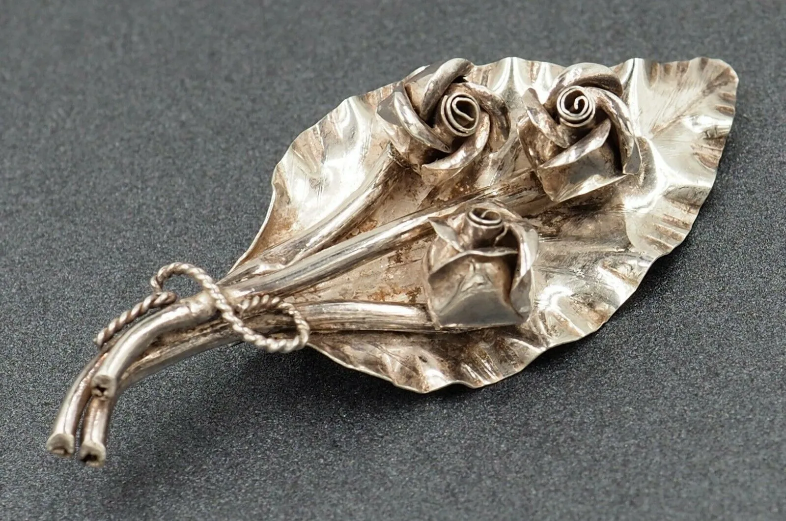 925 Sterling Silver Flower & Leaf  Brooch