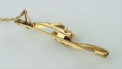 Beautiful Vintage 9ct Yellow Gold Brooch Pin Set with Pearls