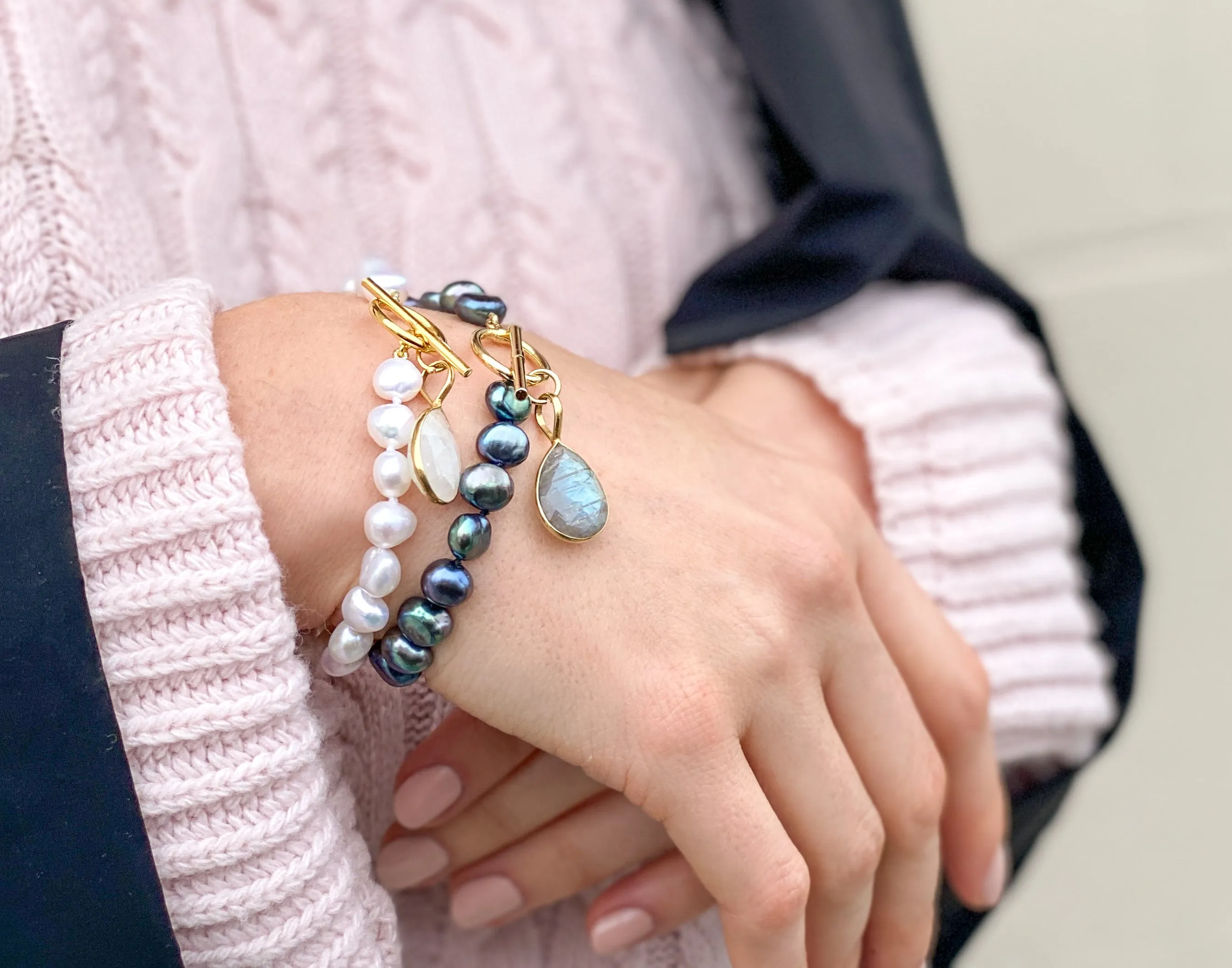 Clara black cultured freshwater pearl bracelet with a labradorite drop pendant