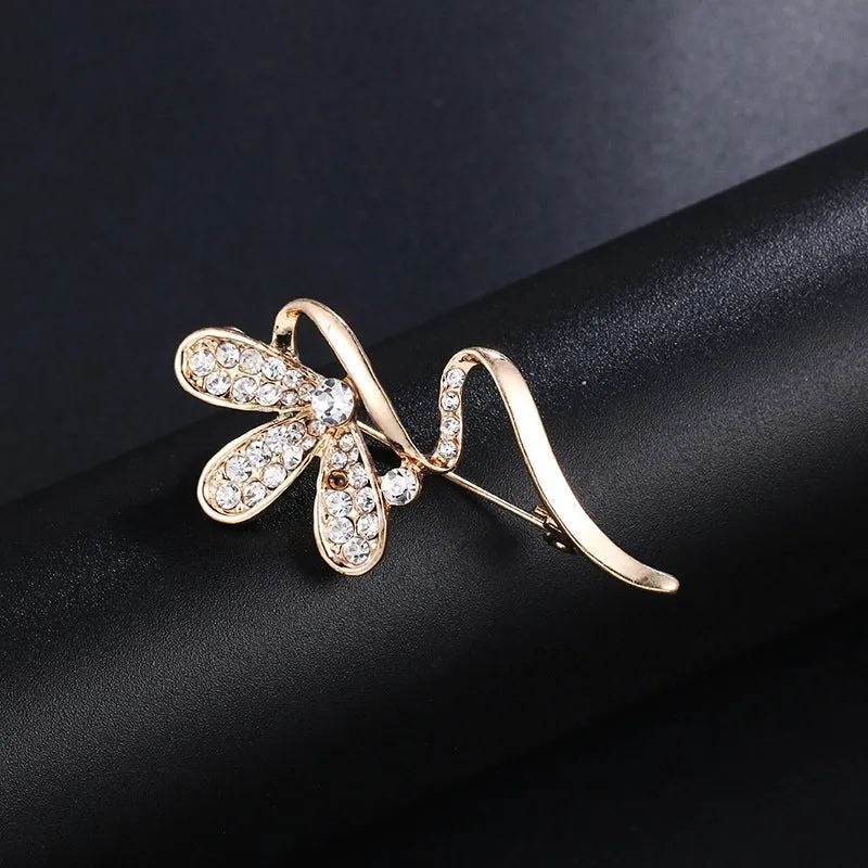 Elegant Pin Leaf Flower Butterfly Alloy Plating Inlay Rhinestones Pearl Women'S Brooches