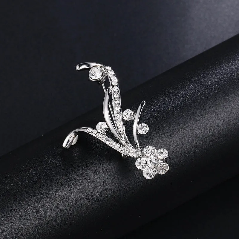 Elegant Pin Leaf Flower Butterfly Alloy Plating Inlay Rhinestones Pearl Women'S Brooches