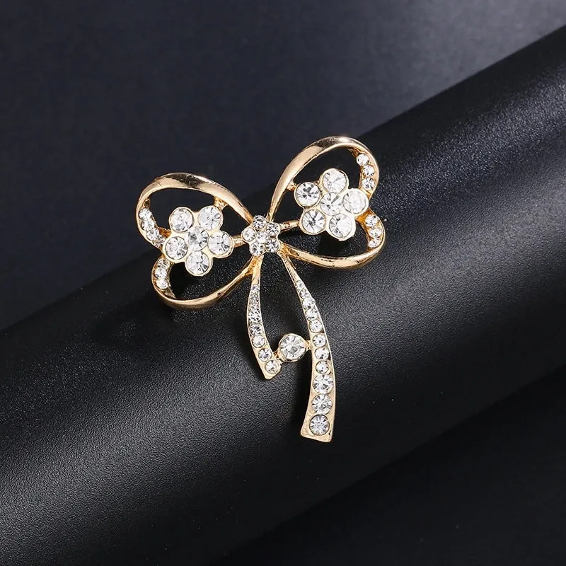 Elegant Pin Leaf Flower Butterfly Alloy Plating Inlay Rhinestones Pearl Women'S Brooches