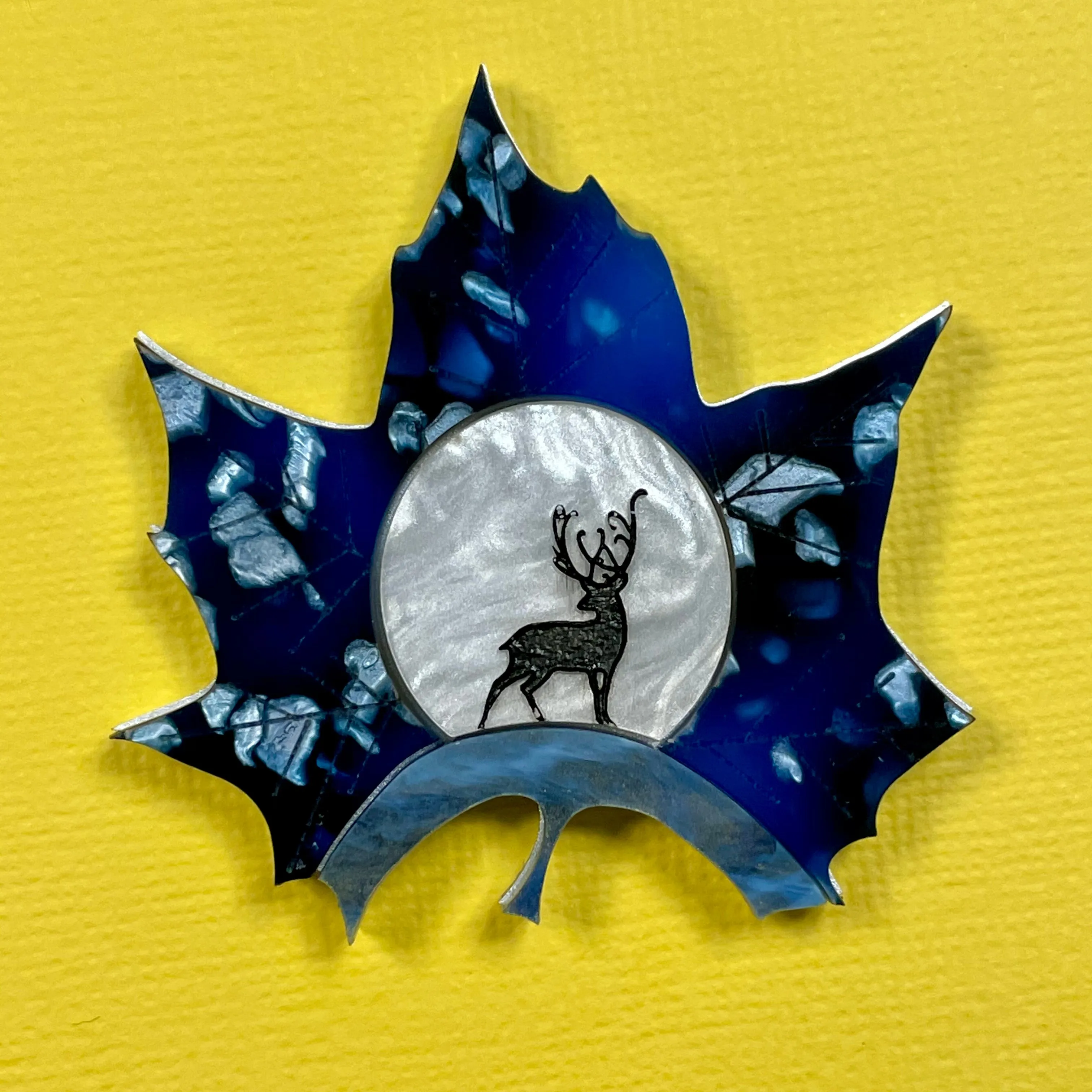 Midnight Deer Leaf 🍁- Brooch - Set of 4