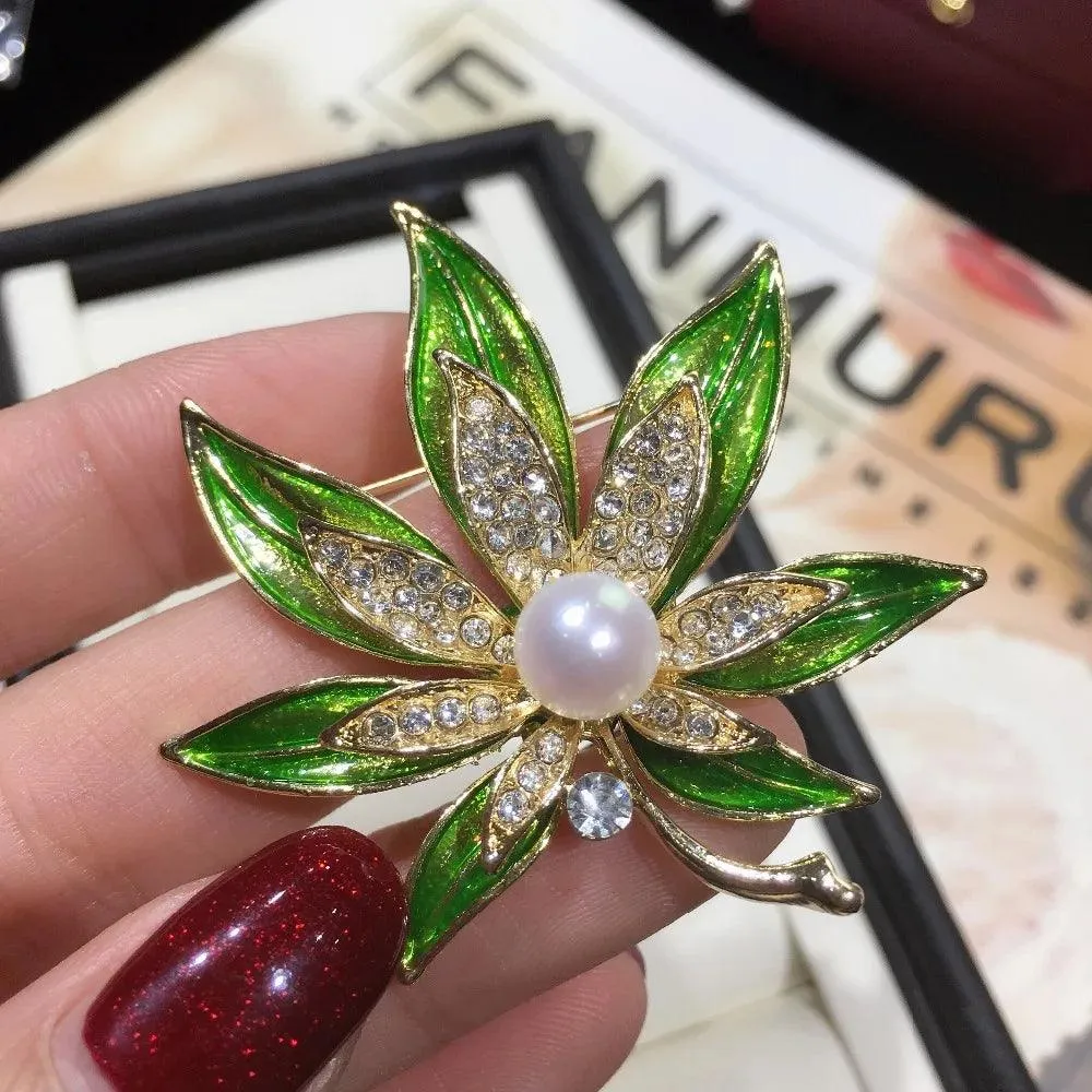 SHDIYAYUN 2019 New Leaf Brooch Natural Freshwater Pearl Brooch Simple Enamel Pins for Women Wedding Jewelry Women's Accessories