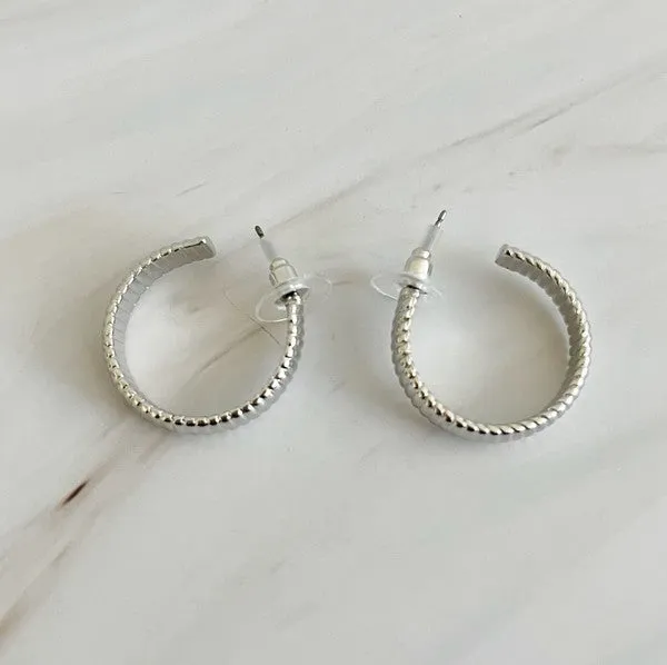 Small Lux Cabled Golden Hoop Earrings