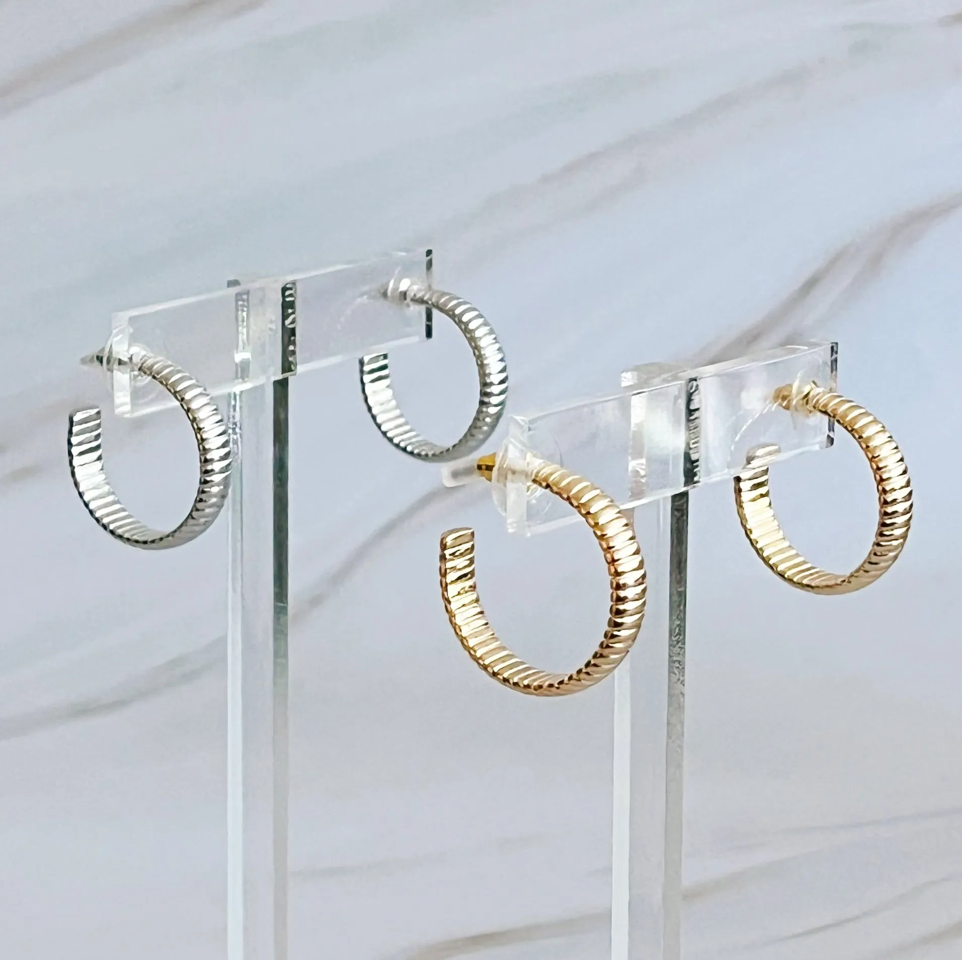 Small Lux Cabled Golden Hoop Earrings