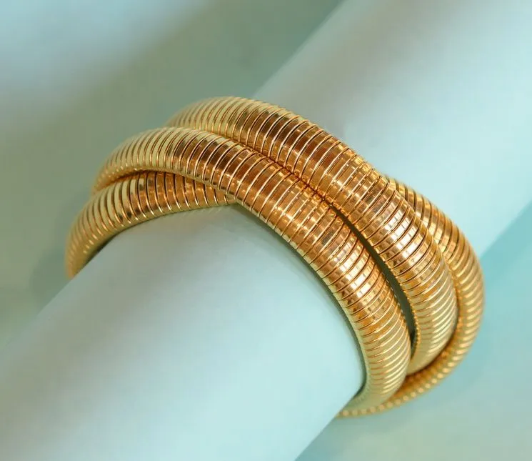 SPIRAL BRACELET- 3 LAYERED