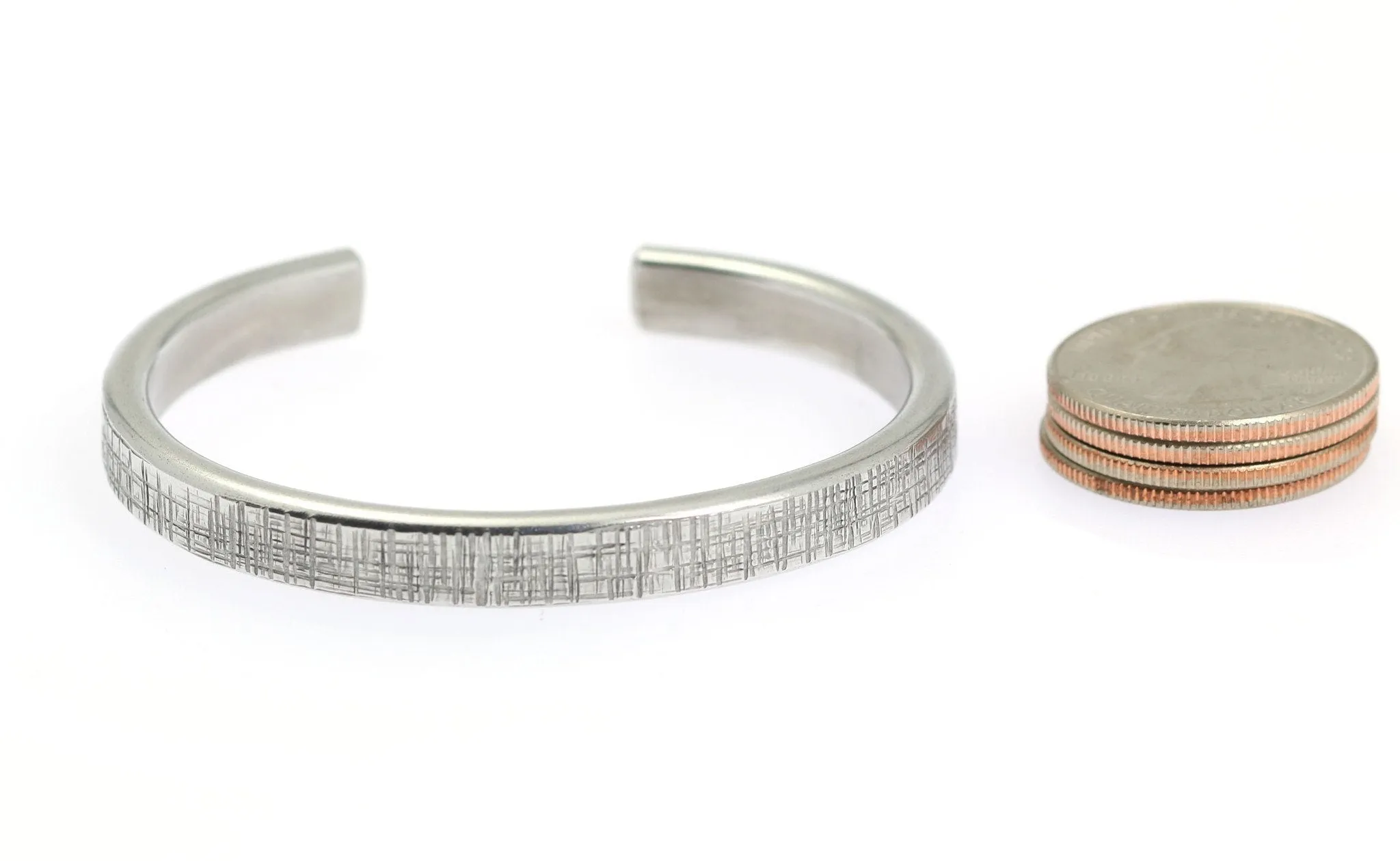 Thin Linen Aluminum Cuff Bracelet