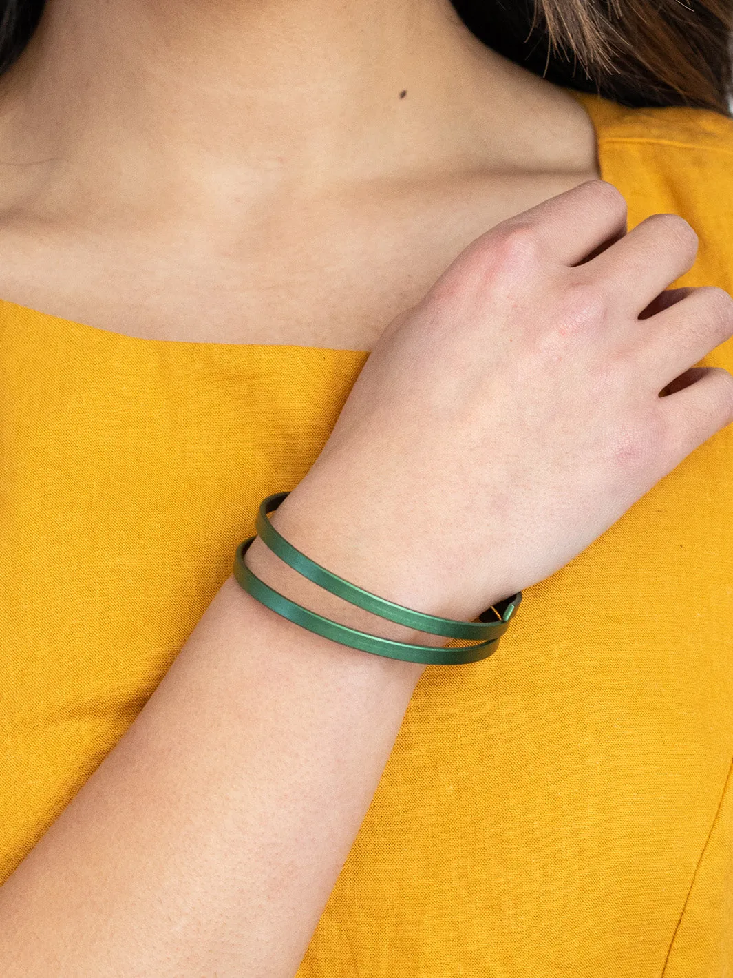 THIN SCUP BRACELET