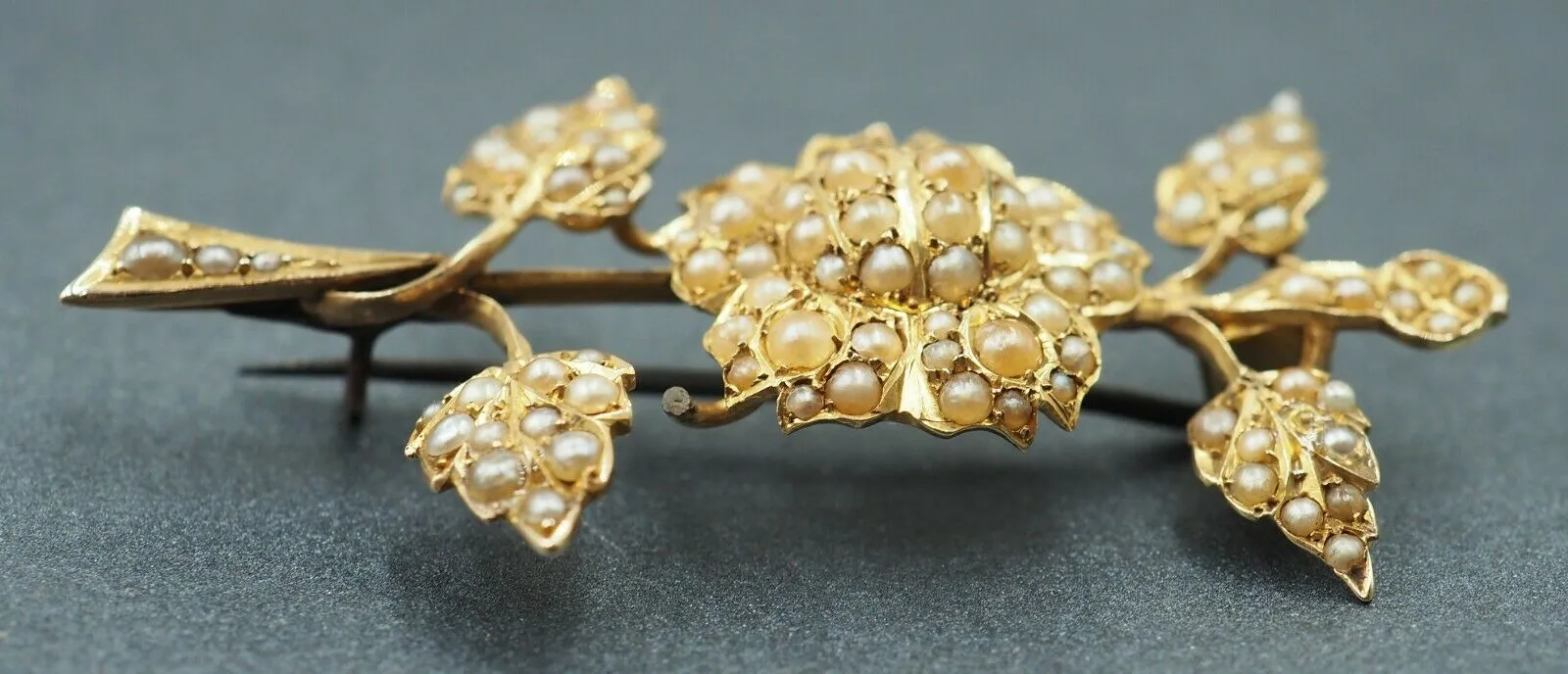 Vintage Flower & Leaf Seed Pearl 15ct Yellow Gold Brooch