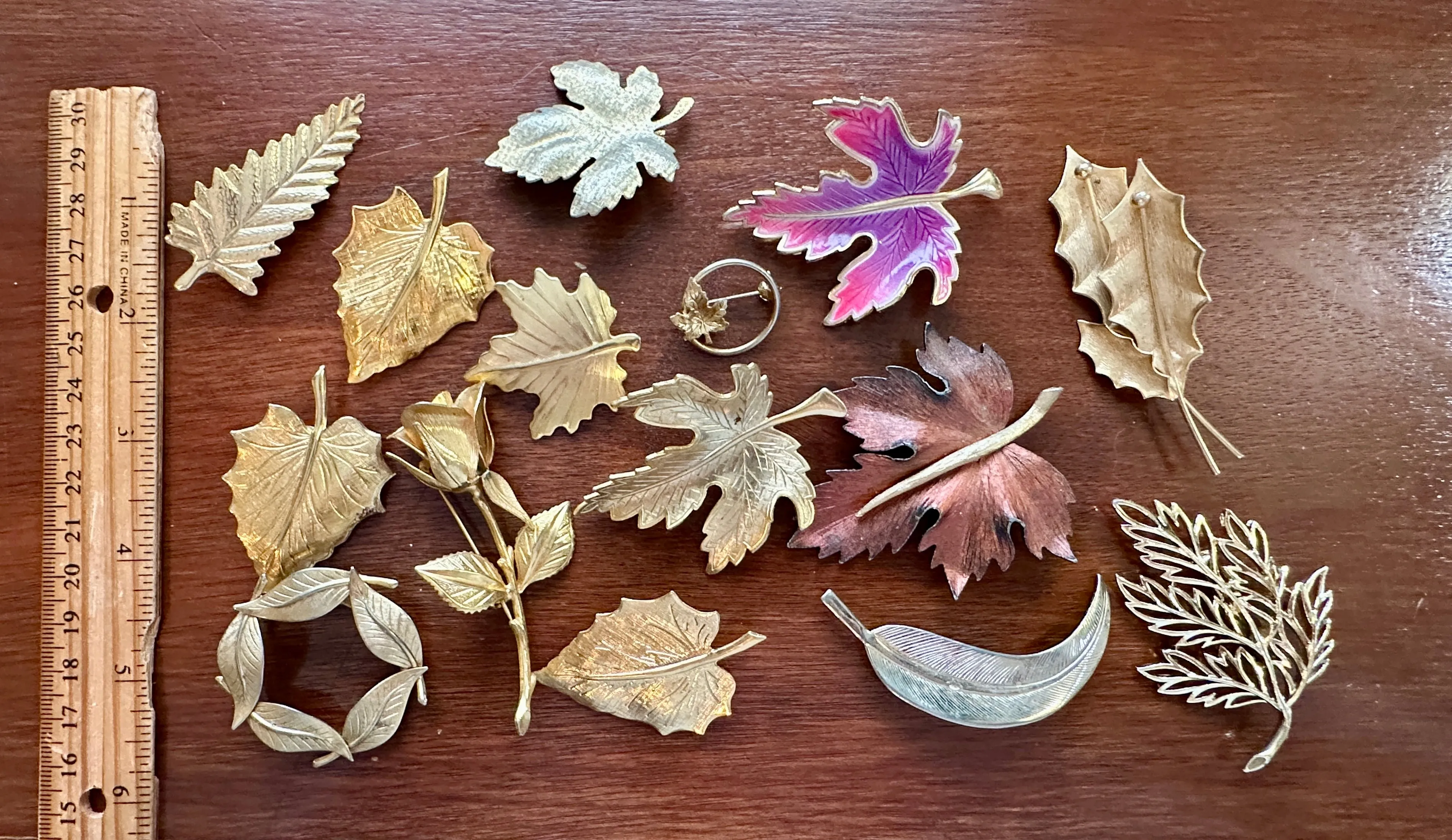 Vintage LARGE Lot of Gold Silver Tone Leaf Flower Nature Brooches Pins Wreath